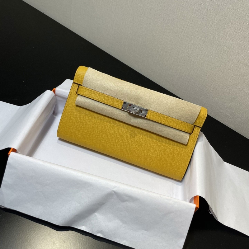 H**mes kelly woc bags